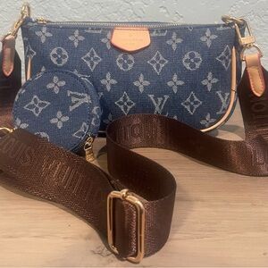 Stylish Blue Monogram Denim Shoulder Bag With Matching Coin Purse